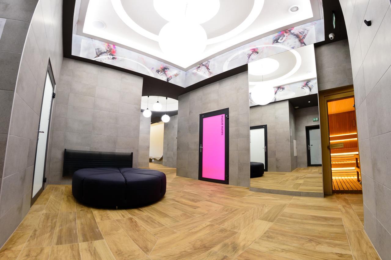 Hotel Budowlani